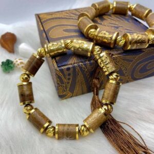 Trầm hương đeo lâu có mất mùi không? Yếu tố ảnh hưởng đến mùi hương của trầm hương