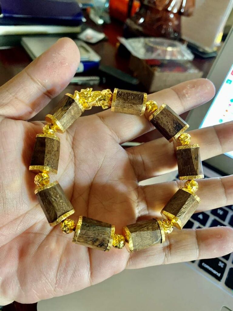 Trầm hương là gì và tại sao nó có giá trị?