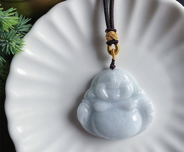 Những điều kiêng kỵ khi đeo mặt phật di lặc